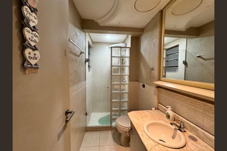 Apartamento à venda com 80m², 2 quartos e sem vaga Apartamento à venda com 80m², 2 quartos e sem vagaBanheiro