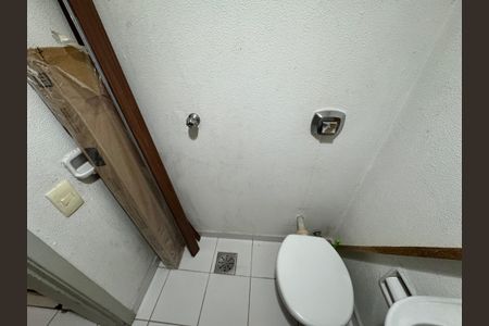 Apartamento à venda com 80m², 2 quartos e sem vaga Apartamento à venda com 80m², 2 quartos e sem vagaLavabo