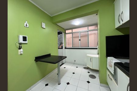 Apartamento à venda com 80m², 2 quartos e sem vaga Apartamento à venda com 80m², 2 quartos e sem vagaCozinha