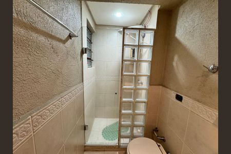 Apartamento à venda com 80m², 2 quartos e sem vaga Apartamento à venda com 80m², 2 quartos e sem vagaBanheiro