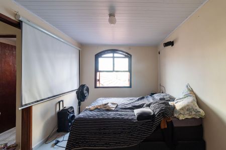 Casa à venda com 197m², 4 quartos e 2 vagas Casa à venda com 197m², 4 quartos e 2 vagasEdícula - Quarto 2