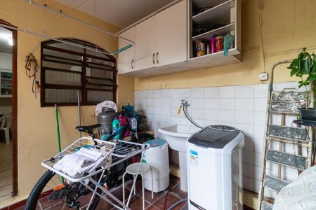 Casa à venda com 197m², 4 quartos e 2 vagas Casa à venda com 197m², 4 quartos e 2 vagasÁrea de Serviço