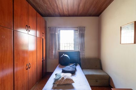 Casa à venda com 197m², 4 quartos e 2 vagas Casa à venda com 197m², 4 quartos e 2 vagasQuarto 1