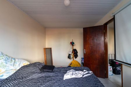 Casa à venda com 197m², 4 quartos e 2 vagas Casa à venda com 197m², 4 quartos e 2 vagasEdícula - Quarto 2
