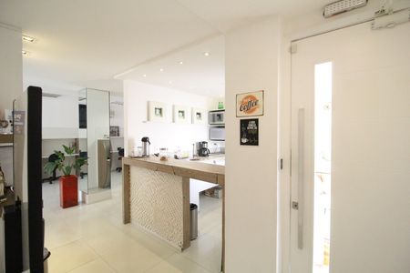 Casa à venda com 523m², 4 quartos e 2 vagasCozinha 1