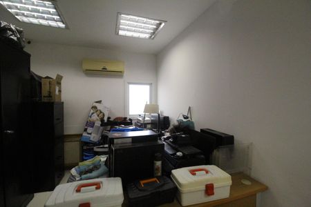 Casa à venda com 523m², 4 quartos e 2 vagasSala 6