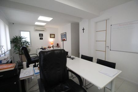 Casa à venda com 523m², 4 quartos e 2 vagasSala 7