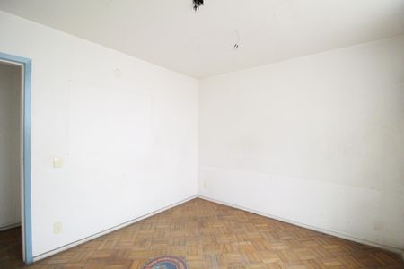 Casa à venda com 523m², 4 quartos e 2 vagasQuarto 2