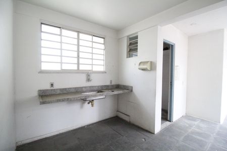 Casa à venda com 523m², 4 quartos e 2 vagasCozinha 2