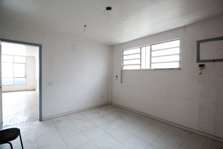 Casa à venda com 523m², 4 quartos e 2 vagasCozinha 3