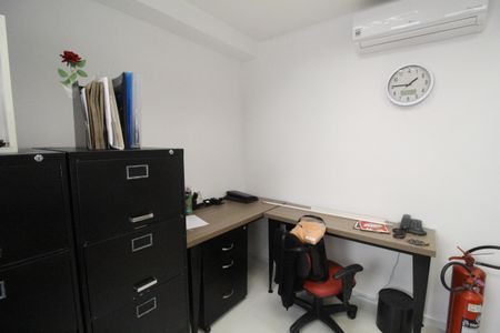 Casa à venda com 523m², 4 quartos e 2 vagasSala 4