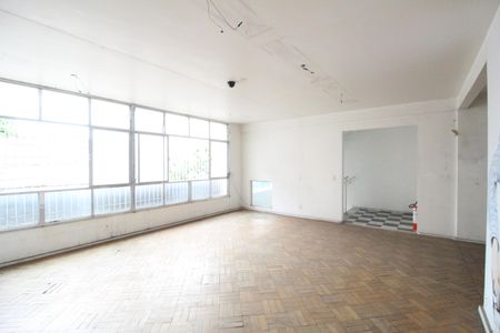 Casa à venda com 523m², 4 quartos e 2 vagasSala 9