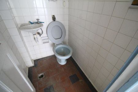 Casa à venda com 523m², 4 quartos e 2 vagasBanheiro 5