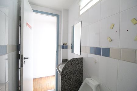 Casa à venda com 523m², 4 quartos e 2 vagasBanheiro 4