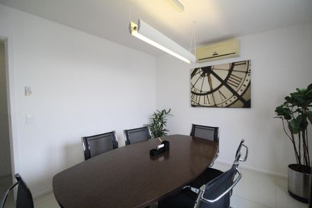 Casa à venda com 523m², 4 quartos e 2 vagasSala 3