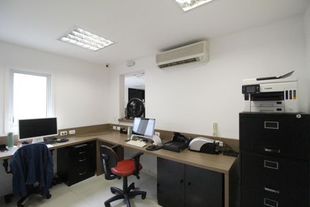 Casa à venda com 523m², 4 quartos e 2 vagasSala 2