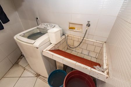 Casa à venda com 250m², 4 quartos e 1 vaga Casa à venda com 250m², 4 quartos e 1 vagaÁrea de serviço