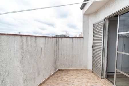 Casa à venda com 250m², 4 quartos e 1 vaga Casa à venda com 250m², 4 quartos e 1 vagaVaranda da suíte