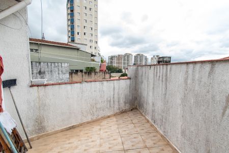 Casa à venda com 250m², 4 quartos e 1 vaga Casa à venda com 250m², 4 quartos e 1 vagaVaranda da suíte
