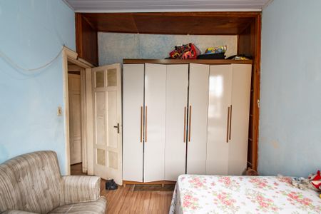 Casa à venda com 250m², 4 quartos e 1 vaga Casa à venda com 250m², 4 quartos e 1 vagaQuarto 1