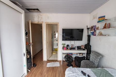 Casa à venda com 250m², 4 quartos e 1 vaga Casa à venda com 250m², 4 quartos e 1 vagaSuíte