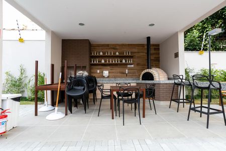 Apartamento para alugar com 37m², 2 quartos e sem vagaÁrea comum - Churrasqueira 2