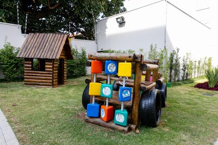 Apartamento para alugar com 37m², 2 quartos e sem vagaÁrea comum - Playground