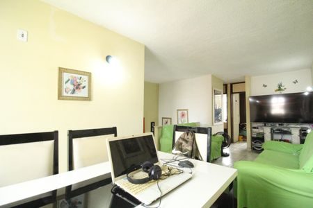 Apartamento à venda com 56m², 2 quartos e 1 vagaSala