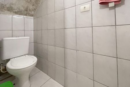 Casa à venda com 233m², 4 quartos e 4 vagas Casa à venda com 233m², 4 quartos e 4 vagasLavabo