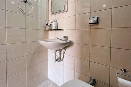 Casa à venda com 233m², 4 quartos e 4 vagas Casa à venda com 233m², 4 quartos e 4 vagasBanheiro - Suíte 2