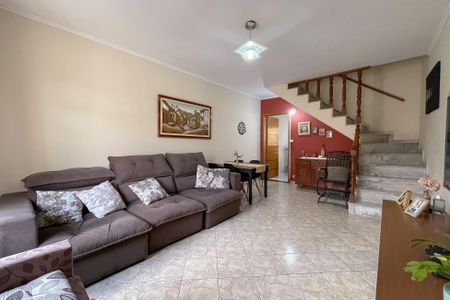 Casa à venda com 233m², 4 quartos e 4 vagas Casa à venda com 233m², 4 quartos e 4 vagasSala