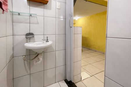 Casa à venda com 233m², 4 quartos e 4 vagas Casa à venda com 233m², 4 quartos e 4 vagasLavabo