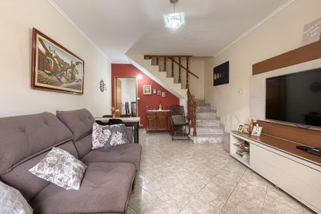 Casa à venda com 233m², 4 quartos e 4 vagas Casa à venda com 233m², 4 quartos e 4 vagasSala