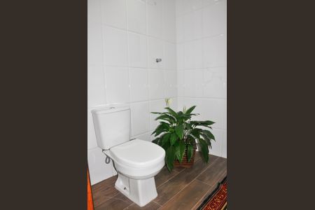 Casa à venda com 280m², 3 quartos e 2 vagas Casa à venda com 280m², 3 quartos e 2 vagasDetalhe - Lavabo