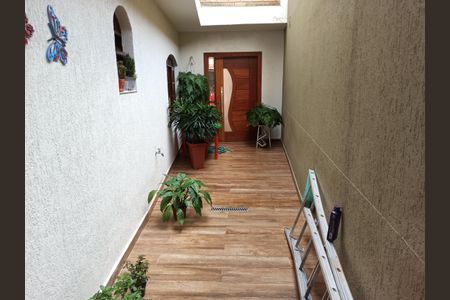 Casa à venda com 280m², 3 quartos e 2 vagas Casa à venda com 280m², 3 quartos e 2 vagasDetalhe - Quintal