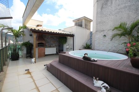 Apartamento à venda com 127m², 2 quartos e 2 vagasÁrea Externa