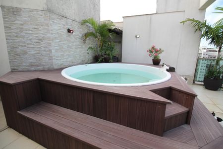 Apartamento à venda com 127m², 2 quartos e 2 vagasÁrea Externa - Piscina