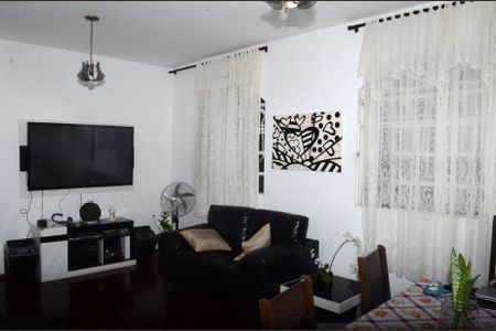 Apartamento à venda com 85m², 3 quartos e 1 vagaSala