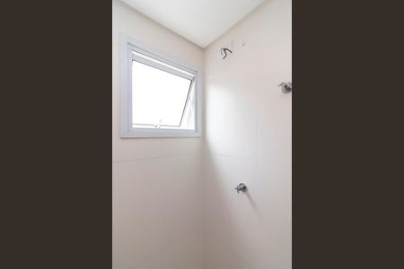 Apartamento à venda com 43m², 2 quartos e sem vaga Apartamento à venda com 43m², 2 quartos e sem vagaBanheiro