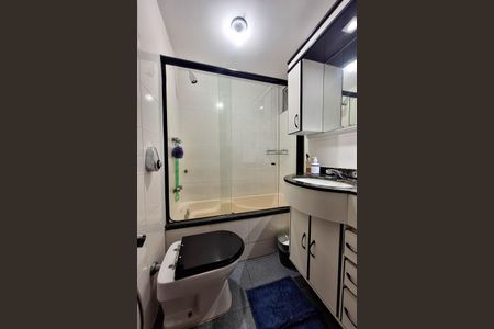 Apartamento à venda com 89m², 3 quartos e 1 vaga Apartamento à venda com 89m², 3 quartos e 1 vagaBanheiro da Suíte