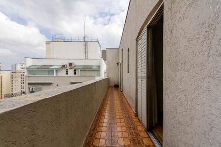 Apartamento à venda com 240m², 3 quartos e 2 vagasSacada/Quarto 3