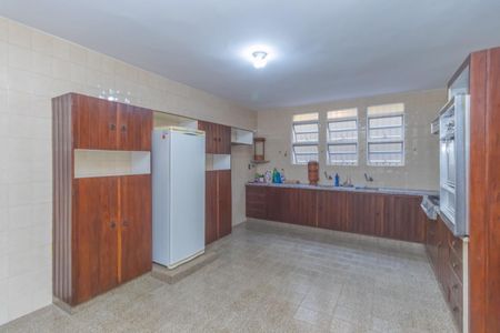 Casa à venda com 436m², 5 quartos e 2 vagas Casa à venda com 436m², 5 quartos e 2 vagasFoto 49