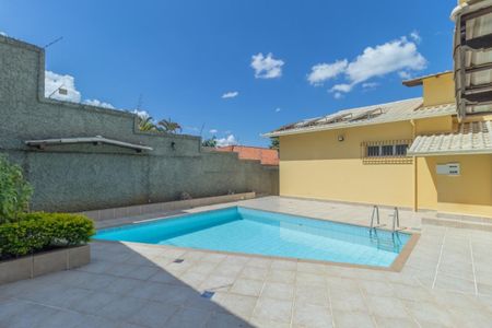 Casa à venda com 436m², 5 quartos e 2 vagas Casa à venda com 436m², 5 quartos e 2 vagasFoto 05