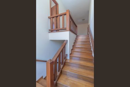 Casa à venda com 436m², 5 quartos e 2 vagas Casa à venda com 436m², 5 quartos e 2 vagasFoto 43