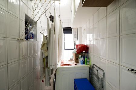 Apartamento à venda com 72m², 3 quartos e 1 vaga Apartamento à venda com 72m², 3 quartos e 1 vagaCozinha e Área de Serviço