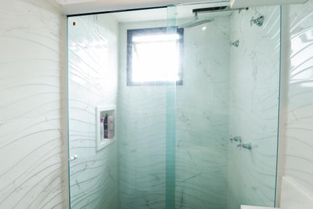 Apartamento à venda com 72m², 3 quartos e 1 vaga Apartamento à venda com 72m², 3 quartos e 1 vagaBanheiro da Suíte