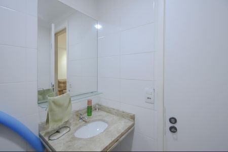Apartamento à venda com 60m², 3 quartos e 1 vaga Apartamento à venda com 60m², 3 quartos e 1 vagaBanheiro Social