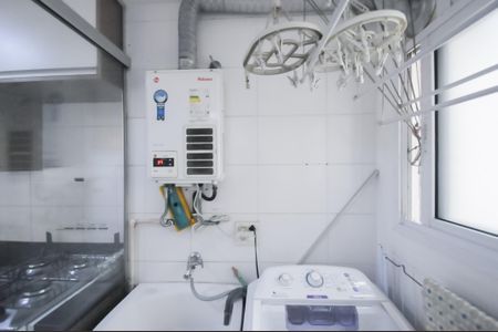 Apartamento à venda com 60m², 3 quartos e 1 vaga Apartamento à venda com 60m², 3 quartos e 1 vagaÁrea de Serviço