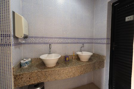 Apartamento à venda com 70m², 2 quartos e 2 vagasÁrea comum - Academia