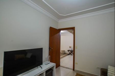 Casa à venda com 274m², 4 quartos e 4 vagasSala de TV